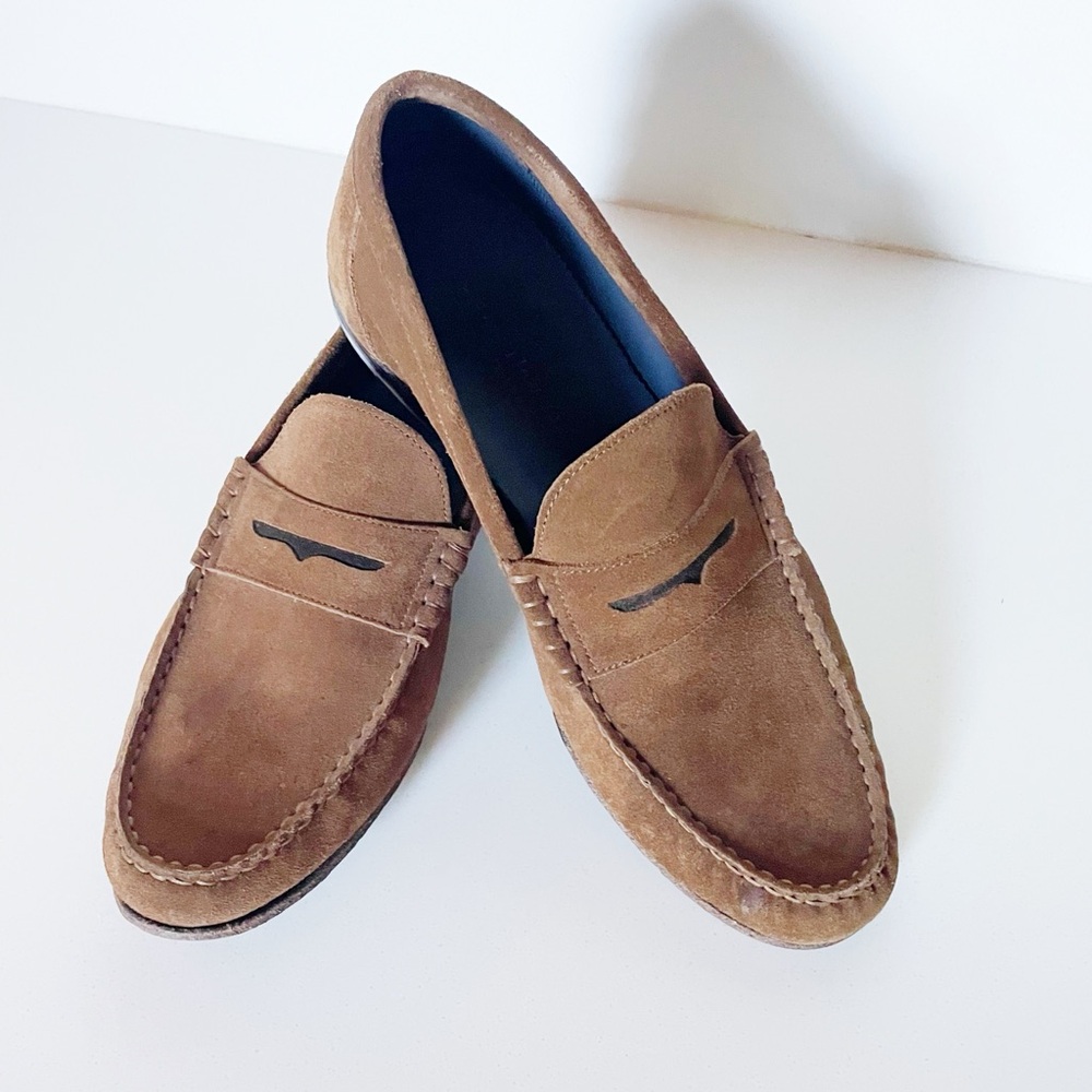 To Boot Tan Suede Loafers Sz 10M